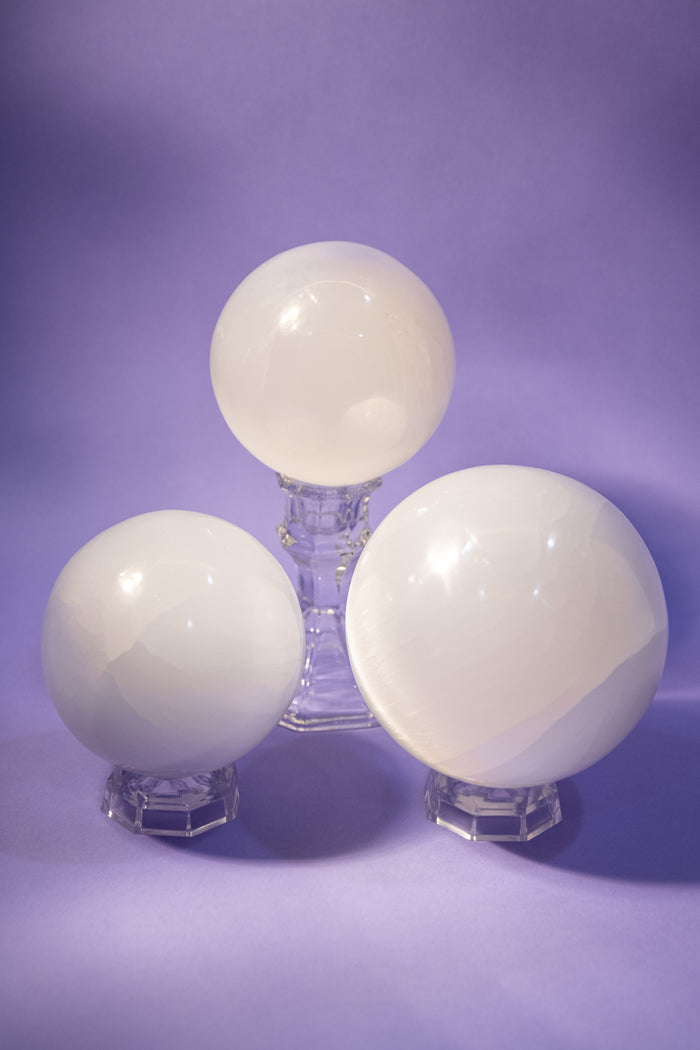 Selenite Sphere (medium)