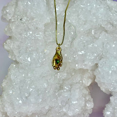 Sorceress' Palm Pendant: Peridot