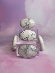 Howlite Palm Stones